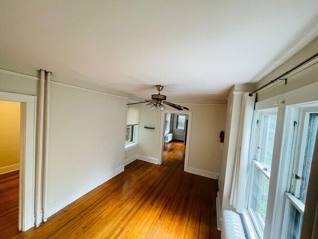 Photo - 306 Hudson Ave Unidad 306 Hudson APT 2R