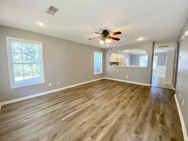Photo - Spacious, Four Bedroom Home in The Farm!