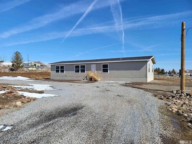 Photo - Spacious 3-Bedroom Home on 1.35 Acres with Valley Views – Dayton, NV