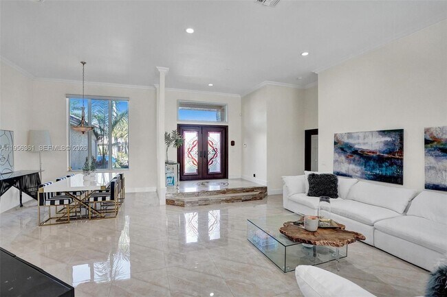 Photo - 306 Egret Ln