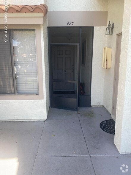 Building Photo - 987 Country Club Dr Unit 215 Rental