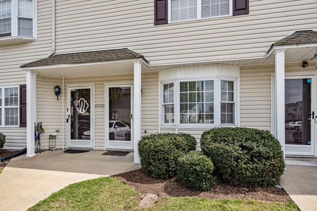 Photo - 3809 E Vancroft Cir