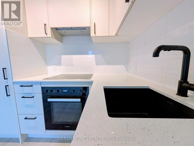 Photo - 1 Quarrington Lane Unité 2204