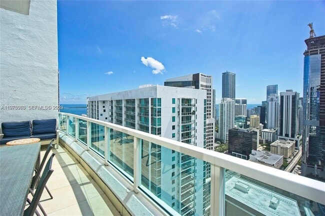 Building Photo - 41 SE 5th St