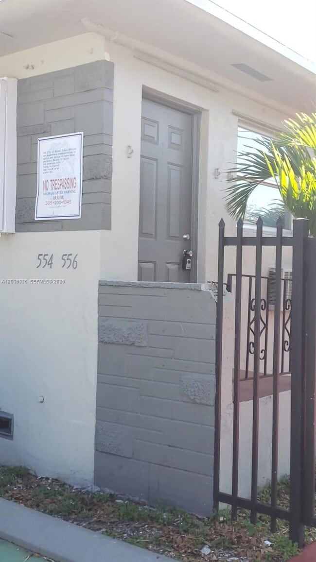 Photo - 554 NE 68th St Unidad 4