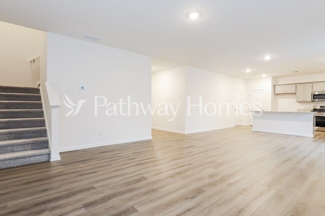 Photo - 1200 Arnhem Dr