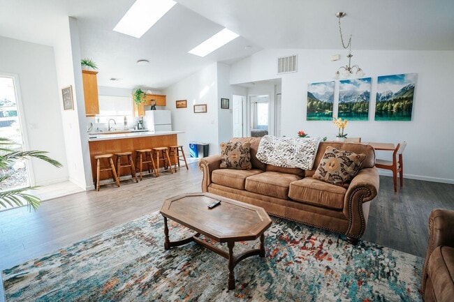 Photo - 4190 Hillside Ct Unit 1