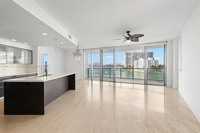 Building Photo - 4121 Woodridge Rd Unit APT 501