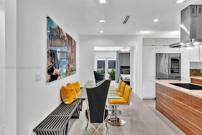 Photo - 1000 10th St