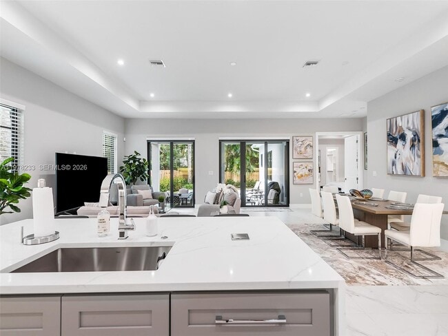 Photo - 1484 SW 32nd St