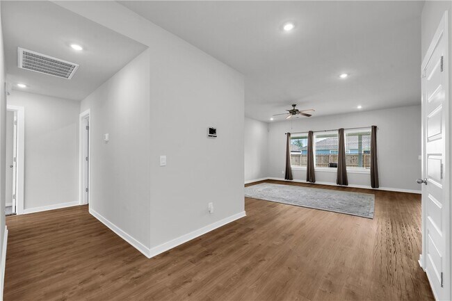 Photo - 4411 W Canyon Run Dr