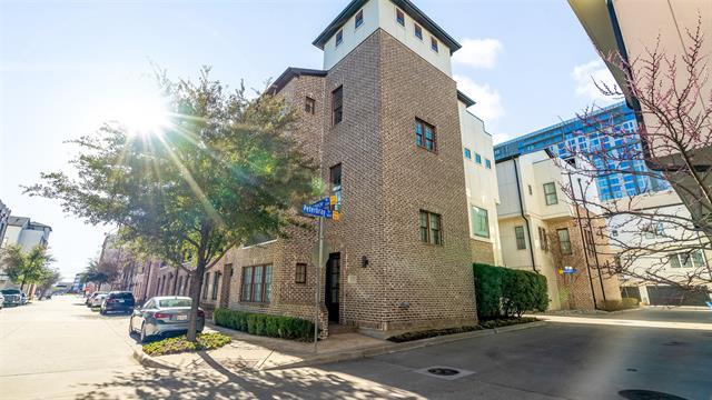 Photo - 2191 Helsminster Dr Townhome