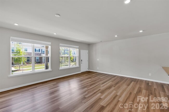 8012 Whitegrove Rd