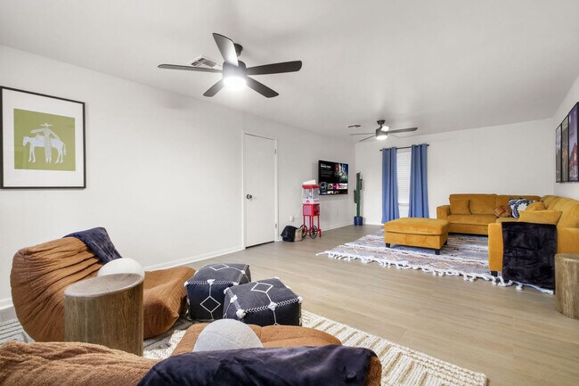 Photo - 5410 King Richard St Unidad ID1300716P