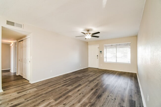 Photo - 521 W El Prado Rd