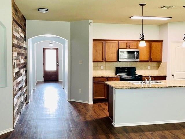 Photo - 2134 Shady Glen Trail