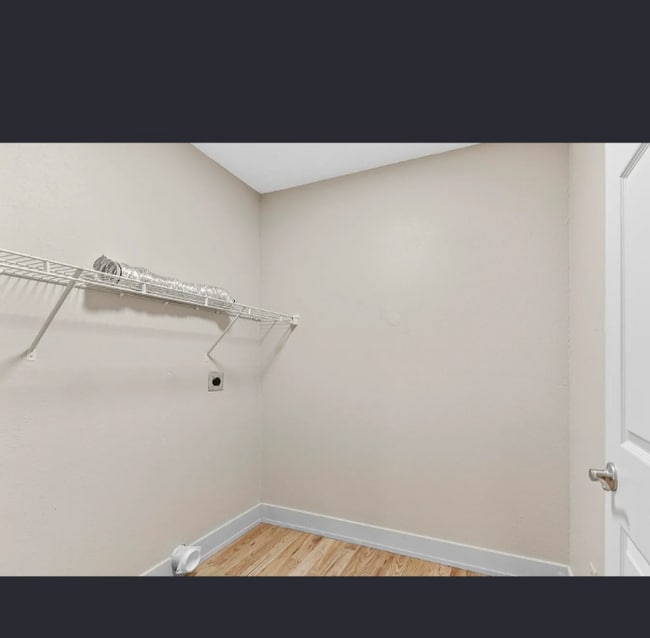 Photo - 1623 W Hovey St