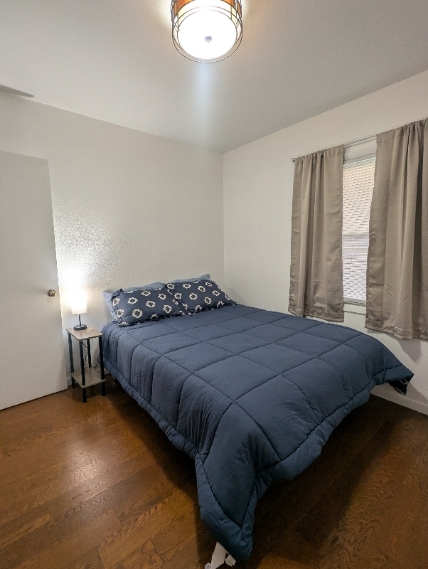 Photo - 232 31st St NE