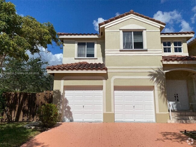 Building Photo - 17037 SW 39th St Rental