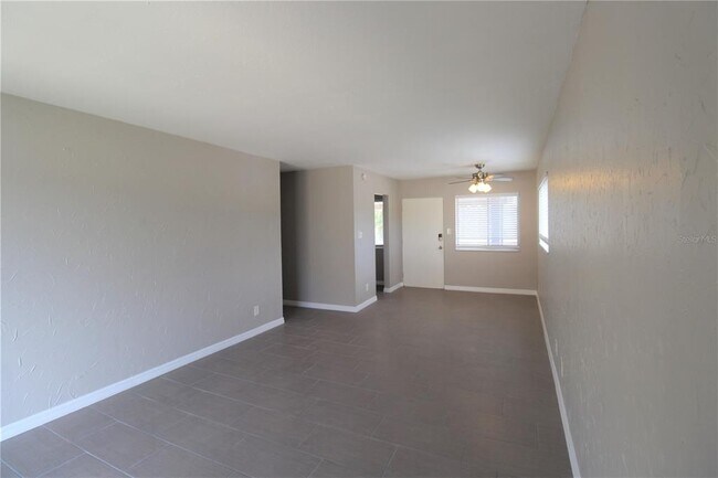 Photo - 3001 Bee Ridge Rd Unit 204