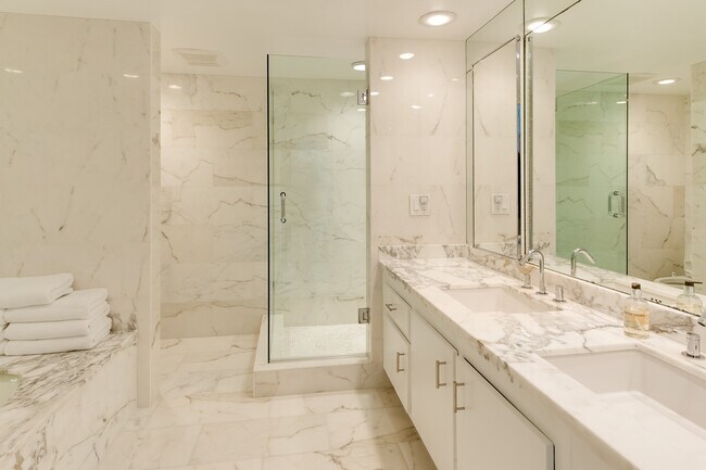 Photo - 100 Sunrise Ave