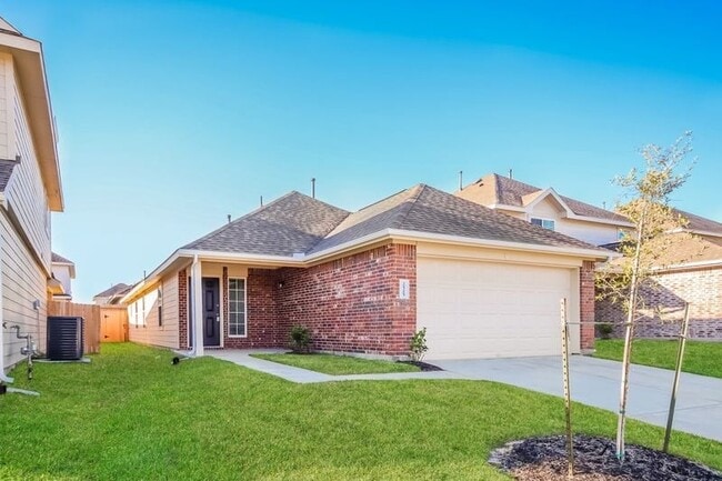 Photo - 2525 Grayling Dr