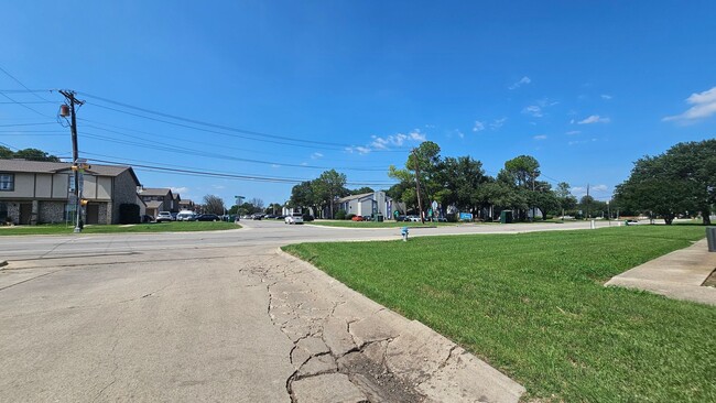 Photo - 544 E Windsor Dr Unit 550 E. Windsor Dr.