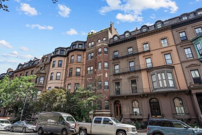 Building Photo - 125 Beacon St Unit 5 Rental