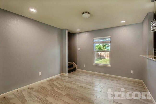 Photo - 6115 Southern Vis