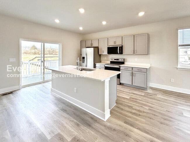 Photo - 195 Sioux Lp