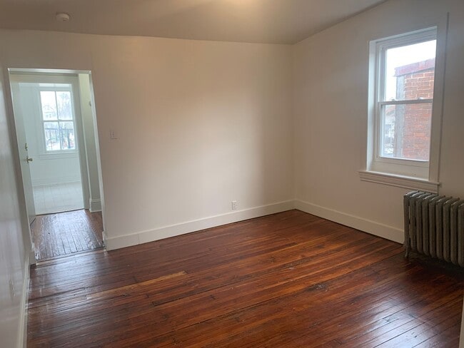 Photo - 1 Bedroom Top Floor Apartment-York City SD