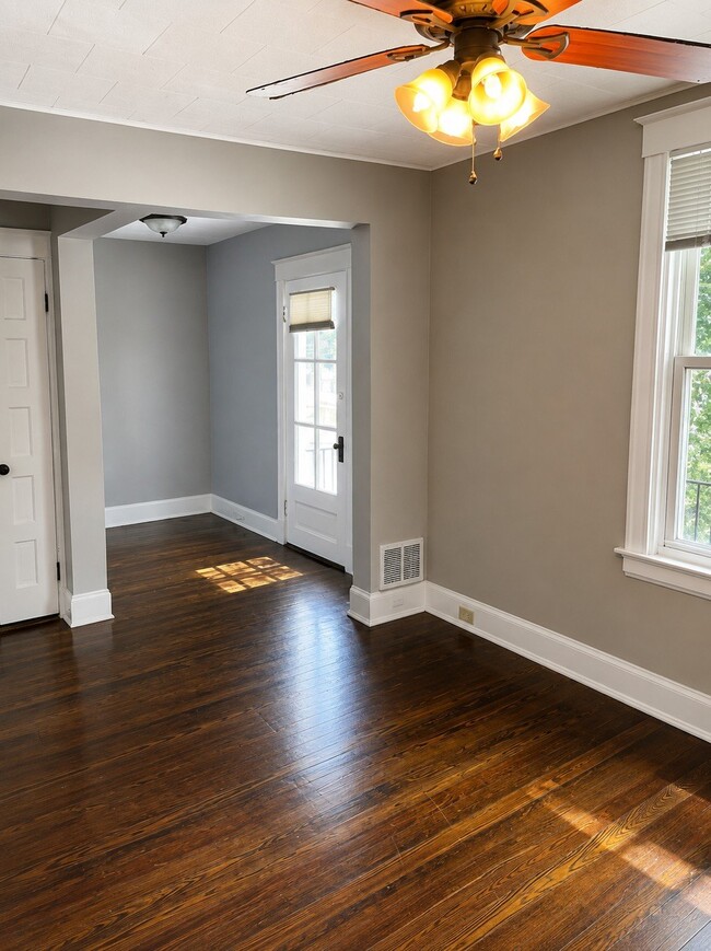 Photo - 206 Oak St Unit 2