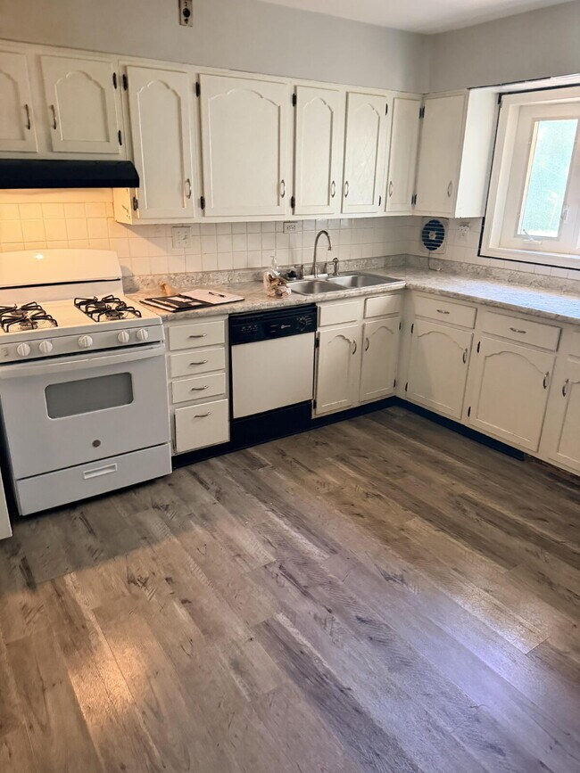 Newly Renovated 3-Bedroom Home with Spacious Yard