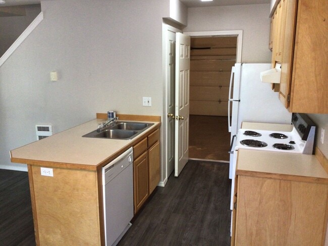 Photo - 1700nw9 Unit 1