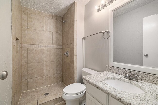 Building Photo - 11915 S Red Cedar Cir