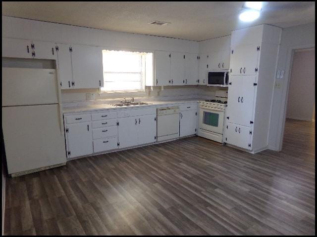 Photo - 701 N Buchanan St