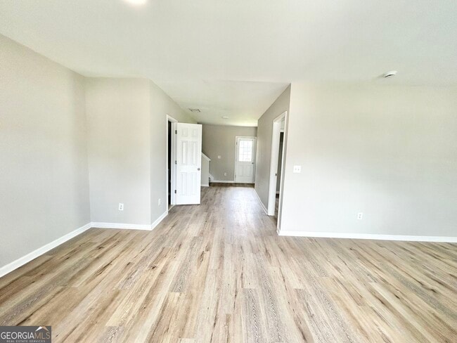 Building Photo - 736 Wheel House Ln