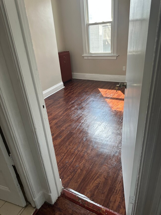 Photo - 85 Hague St Unit 2