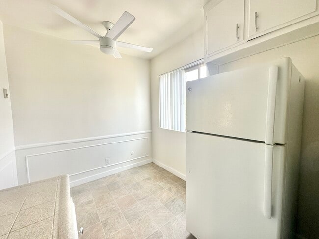 Photo - 430 S Gramercy Pl Los Angeles, CA 90020 Unit 201