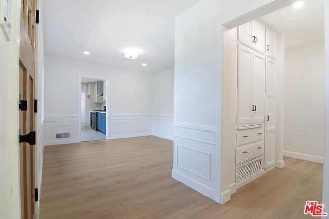 Photo - 4108 Madelia Ave