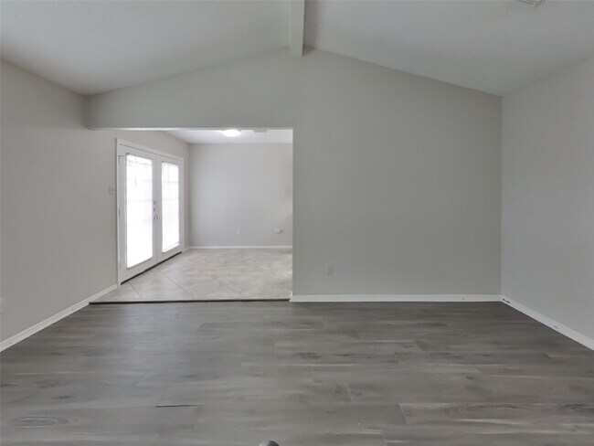 Photo - 1911 Deaf Smith Dr