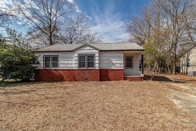 ADORABLE 2 BR | 1 BA Home in Goldsboro! - ADORABLE 2 BR | 1 BA Home in Goldsboro!