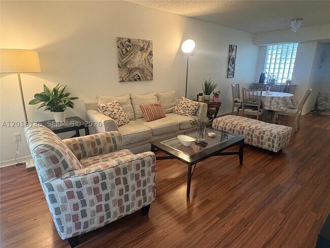 Photo - 9610 NW 2nd St Unit 8-203