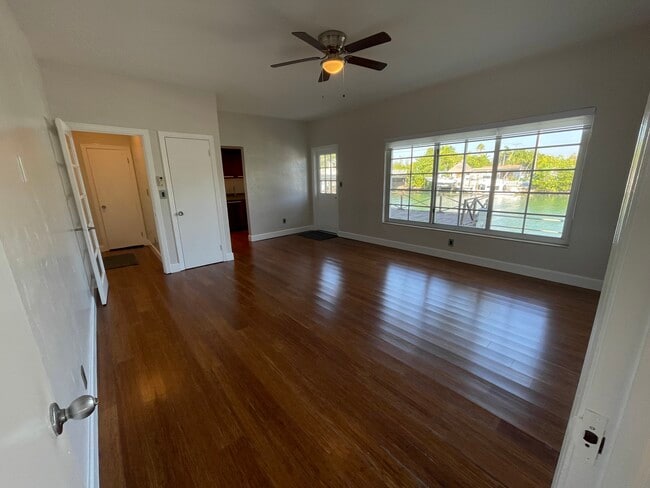 Photo - 2133 Calais Dr Unidad #4 Rental