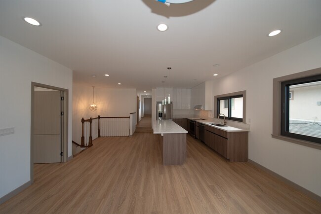 Photo - 2056 10th Ave Unit Back 3