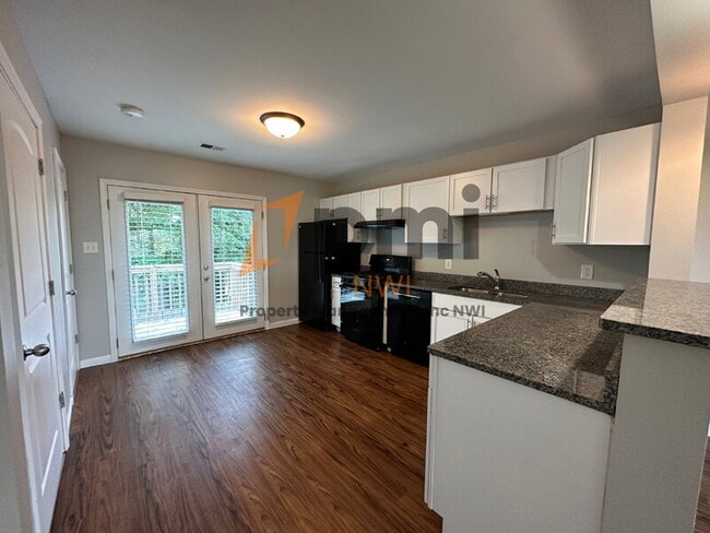 Photo - 5831 Creekview Ct W Unit 4
