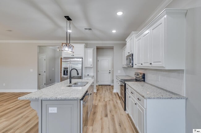 Photo - 134 Clearwater Cir