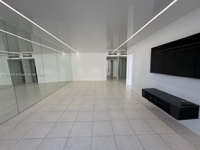 Photo - 600 Three Islands Boulevard Unidad 1113