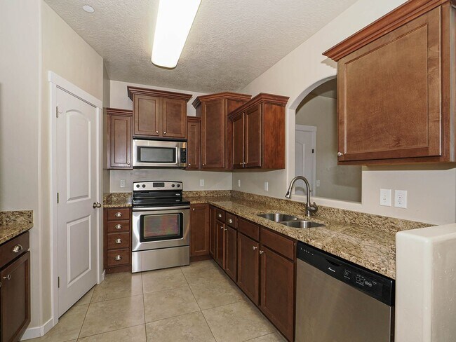 Photo - 3 Bedroom, 2 Bathroom Condo