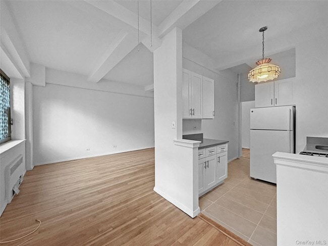 Photo - 3616 Henry Hudson Pkwy Unit #1FN